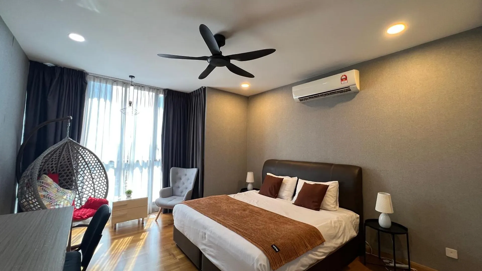 Kl Gateway Residence Bangsar By The Luxe contacts